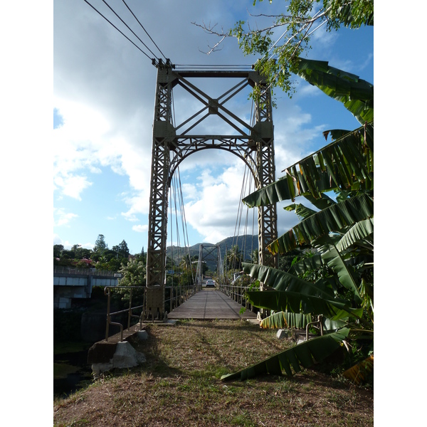 รูปถ่าย นิวแคลิโดเนีย(New Caledonia) ถนนจากกานาลาไปลาฟัว(Canala to La Foa road) 2010-05 36