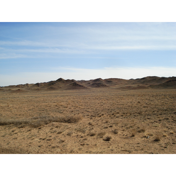 รูปถ่าย คาซัคสถาน(Kazakhstan) ถนนจากอัลมาตีไปหุบผาชารึน(Almaty to Charyn Canyon road) 2007-03 47