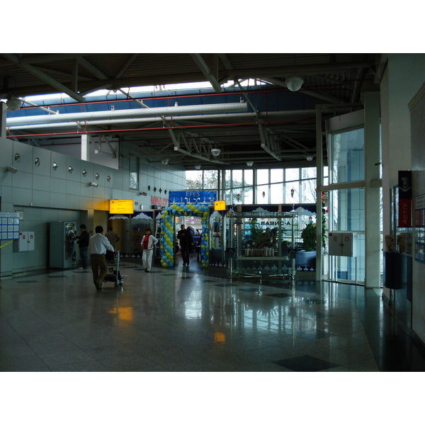 รูปถ่าย คาซัคสถาน(Kazakhstan) ท่าอากาศยานอัลมาตี(Almaty Airport) 2007-03 2