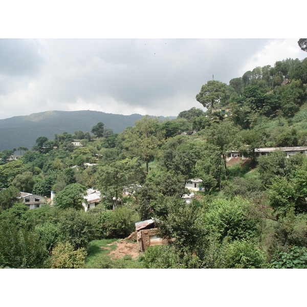รูปถ่าย ปากีสถาน(Pakistan) ถนนจากอิสลามาบัดไปมัรรี(Islamabad to Murree road) 2006-08 6