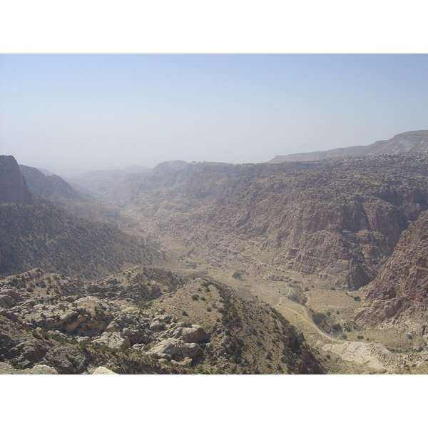 รูปถ่าย จอร์แดน(Jordan) ดานา(Dana) 2004-10 10