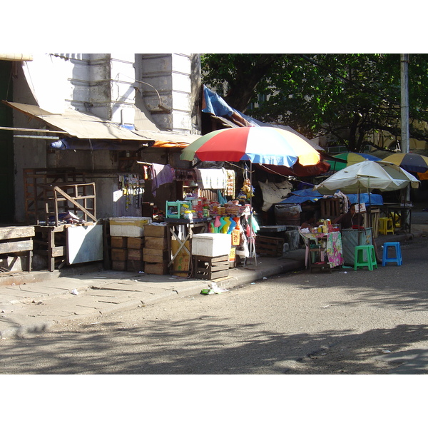 รูปถ่าย พม่า(Myanmar) ย่างกุ้ง(Yangon) 2005-01 95