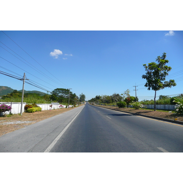 รูปถ่าย ไทย(Thailand) ถนนจากพัทยาไปเกาะเสม็ด(Pattaya to Ko Samet road) 2008-12 137