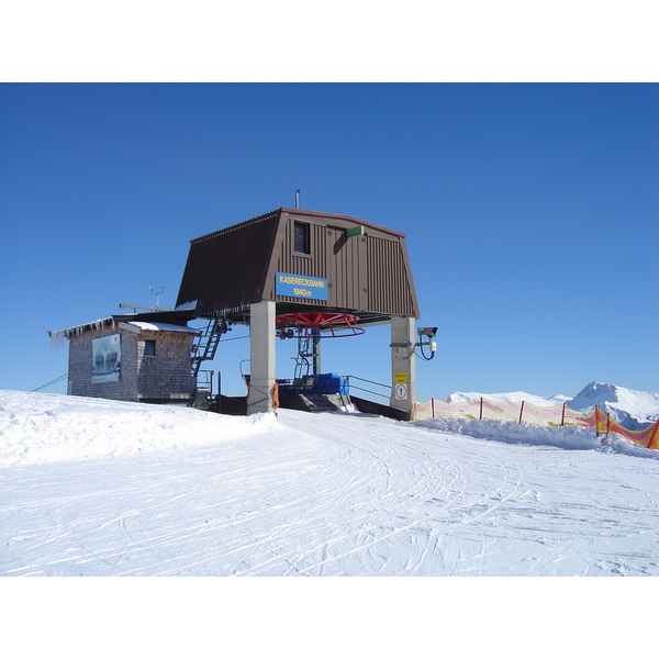 รูปถ่าย ออสเตรีย(Austria) คิทซ์บูเฮล(Kitzbuhel) สกี(Ski) 2005-03 138