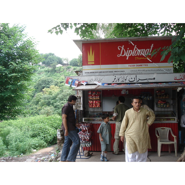 รูปถ่าย ปากีสถาน(Pakistan) ถนนจากอิสลามาบัดไปมัรรี(Islamabad to Murree road) 2006-08 63