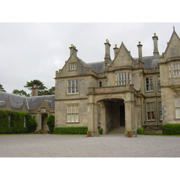 รูปถ่าย ไอร์แลนด์(Ireland) เคอร์รี่(Kerry) สวนสาธารณะคิลลาร์นีย์เนชั่นเนล(Killarney National Park) บ้านมัครอส(Muckross House) 2004-05 20