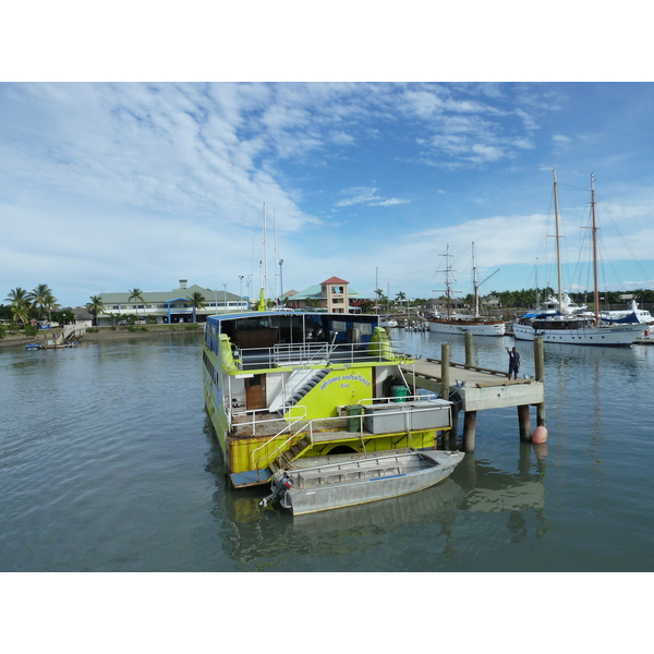 รูปถ่าย ฟิจิ(Fiji) ท่าเรือเดนาเรา(Port Denarau) 2010-05 70
