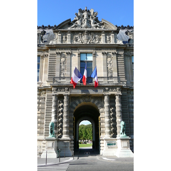 รูปถ่าย ฝรั่งเศส(France) ปารีส(Paris) ลูฟว์(Louvre) ด้านหน้าพระราชวังลูฟวร์ริมแม่น้ำ(Riverside facade of Louvre) 2007-07 63