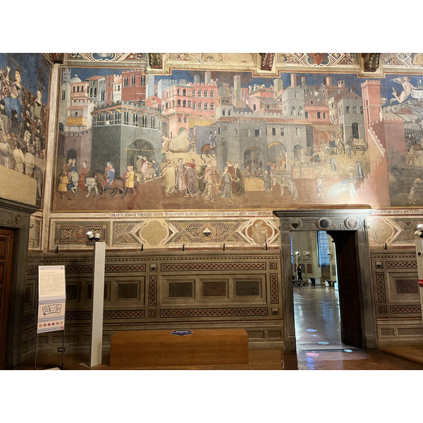 รูปถ่าย อิตาลี(Italy) ซีเอน่า(Siena) วังปุบบลีโก(Palazzo Pubblico) 2021-09 101