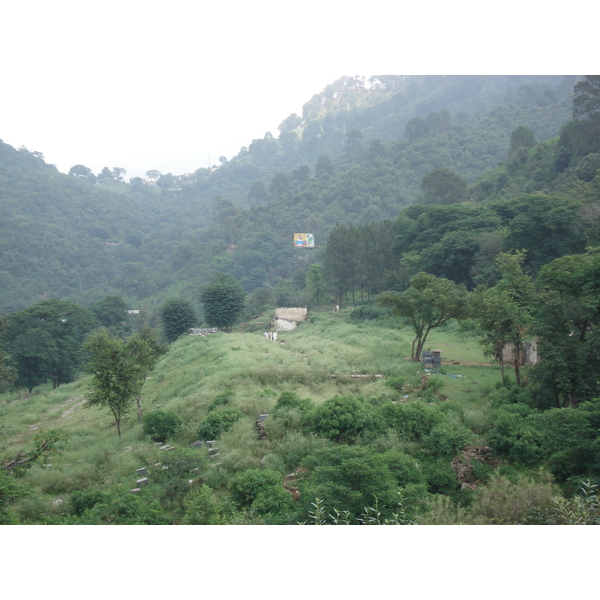 รูปถ่าย ปากีสถาน(Pakistan) ถนนจากอิสลามาบัดไปมัรรี(Islamabad to Murree road) 2006-08 52