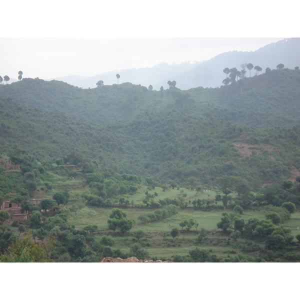 รูปถ่าย ปากีสถาน(Pakistan) ถนนจากอิสลามาบัดไปมัรรี(Islamabad to Murree road) 2006-08 51