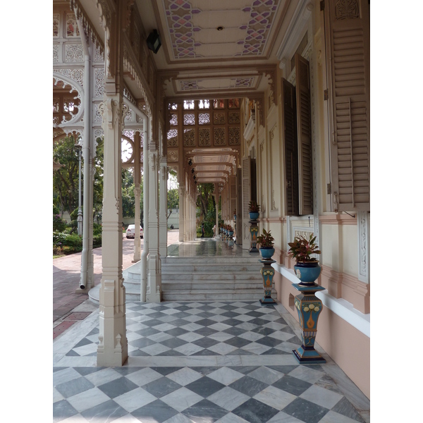 รูปถ่าย ไทย(Thailand) กรุงเทพมหานคร(Bangkok) พระที่นั่งวิมานเมฆ(Vimanmek Palace) 2011-01 14