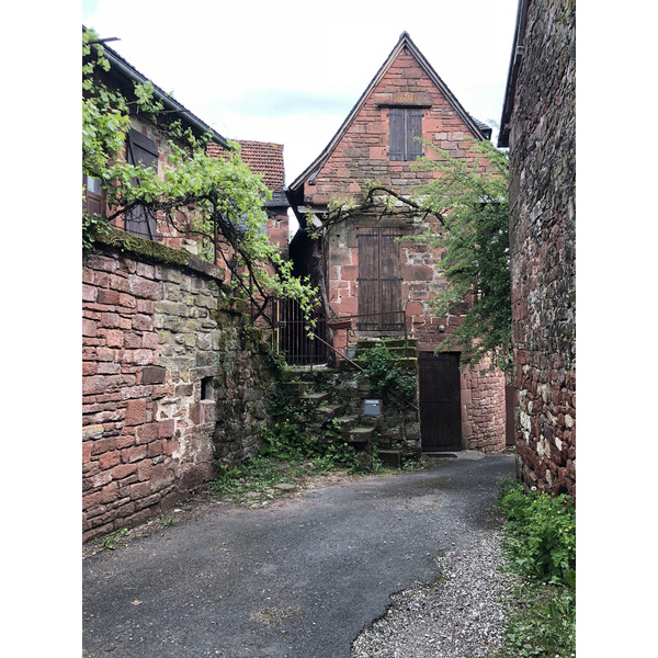 รูปถ่าย ฝรั่งเศส(France) กอลงฌ์-ลา-รูฌ(Collonges la Rouge) 2018-04 105