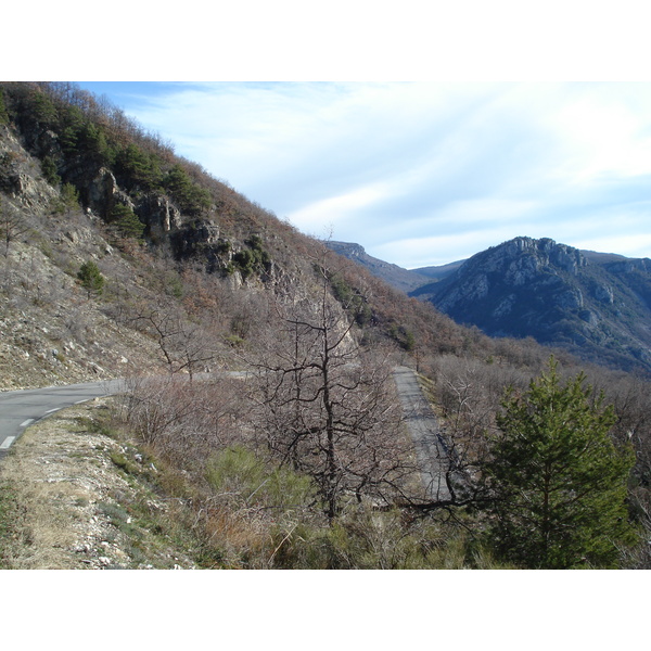 รูปถ่าย ฝรั่งเศส(France) ถนนจากกูร์เซกูลไปเกรโอลีแยร์-เล-เนจ(Coursegoule to Greolieres les neiges road) 2007-01 112