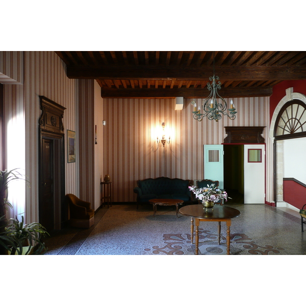 รูปถ่าย ฝรั่งเศส(France) โบแกร์(Beaucaire) โรงแรมเลด็อกตริแนร์(Les Doctrinaires Hotel) 2008-04 25
