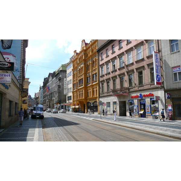 รูปถ่าย สาธารณรัฐเช็ก(Czech Republic) ปราก(Prague) จินดริสสกา(Jindrisska) 2007-07 10