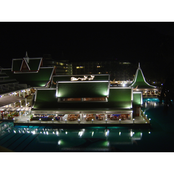 รูปถ่าย ไทย(Thailand) ภูเก็ต(Phuket) โรงแรมเลอเมอริเดียน ภูเก็ตบีช(Meridien Phuket Beach Hotel) 2005-12 10