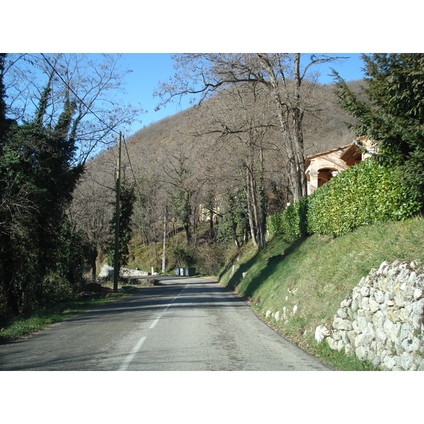รูปถ่าย ฝรั่งเศส(France) ถนนจากกูร์เซกูลไปเกรโอลีแยร์-เล-เนจ(Coursegoule to Greolieres les neiges road) 2007-01 99