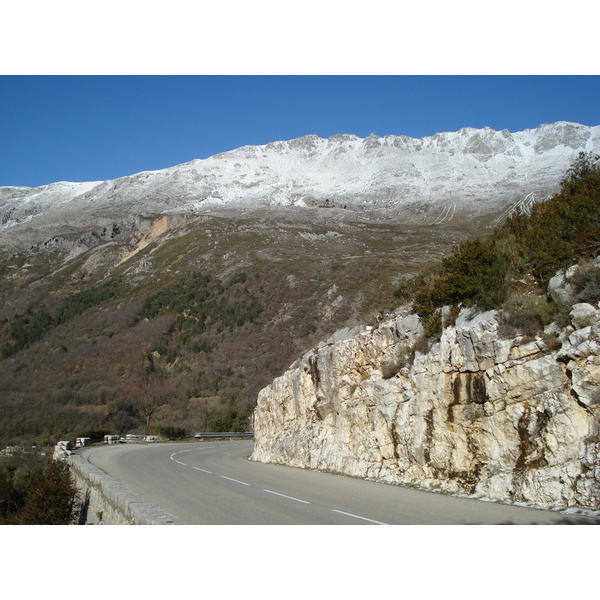 รูปถ่าย ฝรั่งเศส(France) ถนนจากกูร์เซกูลไปเกรโอลีแยร์-เล-เนจ(Coursegoule to Greolieres les neiges road) 2007-01 79