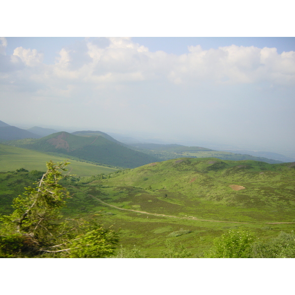 รูปถ่าย ฝรั่งเศส(France) ภูเขาปุย-เดอ-โดม(Puy de Dome) 2003-05 16