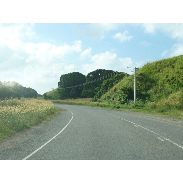 รูปถ่าย ฟิจิ(Fiji) ถนนจากนาดีไปนาตาโดลา(Nadi to Natadola road) 2010-05 51
