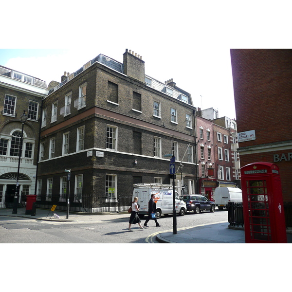 รูปถ่าย อังกฤษ(United Kingdom) ลอนดอน(London) จัตุรัสโซโห(Soho Square) 2007-09 30