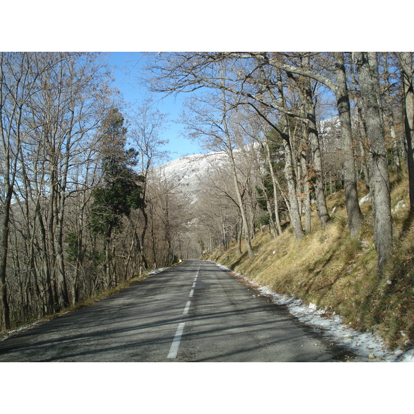 รูปถ่าย ฝรั่งเศส(France) ถนนจากกูร์เซกูลไปเกรโอลีแยร์-เล-เนจ(Coursegoule to Greolieres les neiges road) 2007-01 20