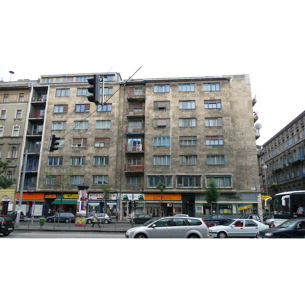 รูปถ่าย ฮังการี(Hungary) บูดาเปสต์(Budapest) ใจกลางบูดาเปสต์(Central Budapest) 2007-06 96