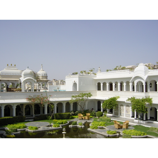 รูปถ่าย อินเดีย(India) อูไดปูร์(Udaipur) โรงแรมเลคพาเลซ(Lake Palace Hotel) 2003-05 40