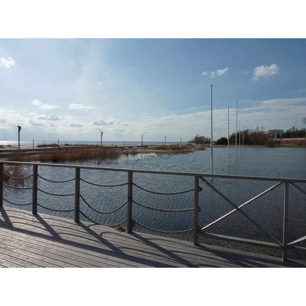 รูปถ่าย เอสโตเนีย(Estonia) แพร์นู(Parnu) 2009-04 41