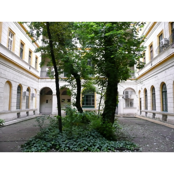 รูปถ่าย ฮังการี(Hungary) บูดาเปสต์(Budapest) ใจกลางบูดาเปสต์(Central Budapest) 2007-06 58