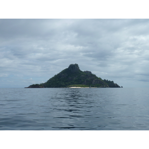 รูปถ่าย ฟิจิ(Fiji) จากเกาะอามูนูกาไปเกาะแคสต์อะเวย์(Amunuca Island to Castaway Island) 2010-05 106