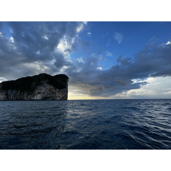 รูปถ่าย ไทย(Thailand) เกาะพีพีเล(Ko Phi Phi Ley) 2021-12 21
