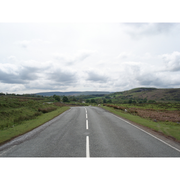 รูปถ่าย อังกฤษ(United Kingdom) อุทยานแห่งชาติเบรคอนบีคอนส์(Brecon Beacons National Park) 2006-05 47