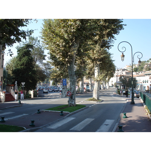 รูปถ่าย ฝรั่งเศส(France) วีลเนิฟ-ลูแบ(Villeneuve Loubet) 2006-10 29