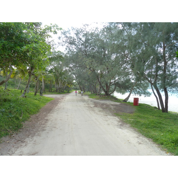 รูปถ่าย นิวแคลิโดเนีย(New Caledonia) เกาะลีฟู(Lifou) อ่าวชาโตบรีย็อง(Chateaubriand Bay) 2010-05 1