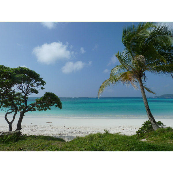 รูปถ่าย นิวแคลิโดเนีย(New Caledonia) เกาะลีฟู(Lifou) อ่าวชาโตบรีย็อง(Chateaubriand Bay) 2010-05 89