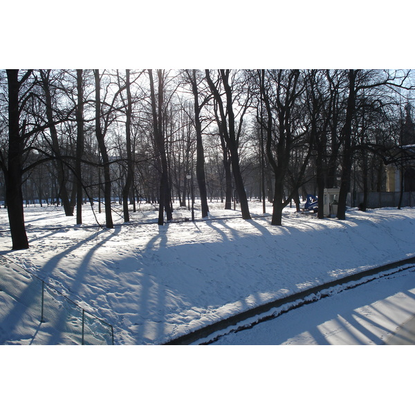 รูปถ่าย รัสเซีย(Russia) เซนต์ปีเตอร์สเบิร์ก(St Petersburg) มาร์โซโวโปล(Marsovo Pole) 2006-03 7