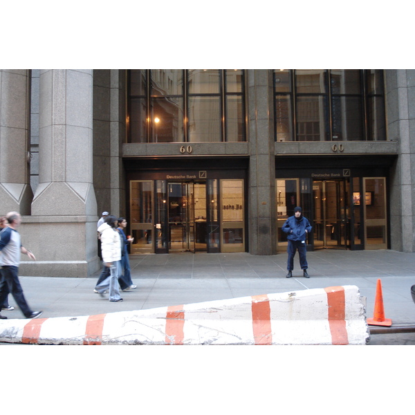 รูปถ่าย สหรัฐอเมริกา(United States) นิวยอร์ก(New York) ถนนเพิร์ล(Pearl Street) 2006-03 38