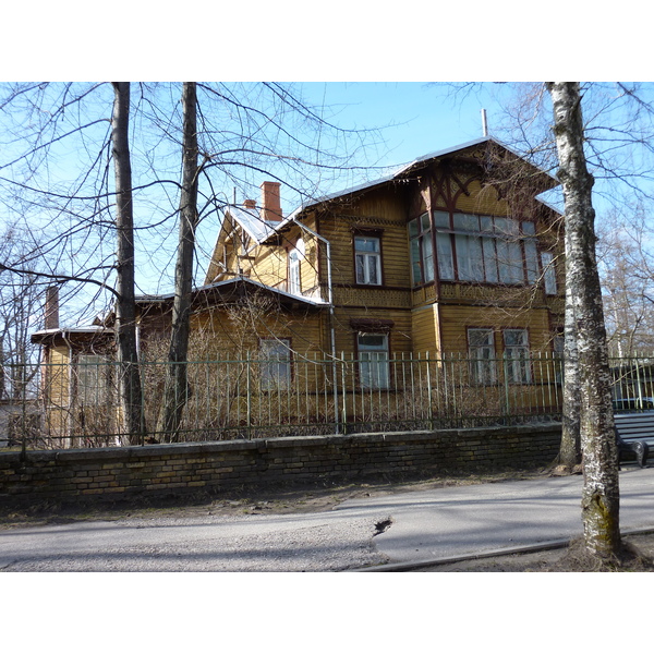 รูปถ่าย เอสโตเนีย(Estonia) แพร์นู(Parnu) 2009-04 26