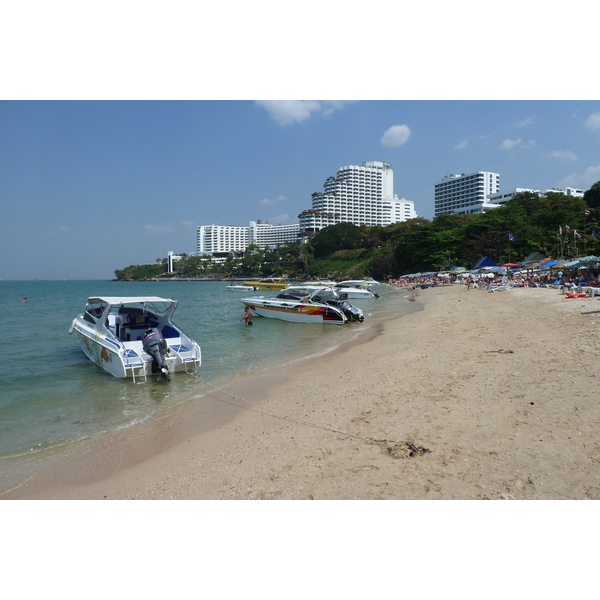 รูปถ่าย ไทย(Thailand) พัทยา(Pattaya) หาดโคซี่(Cosy Beach) 2011-01 37