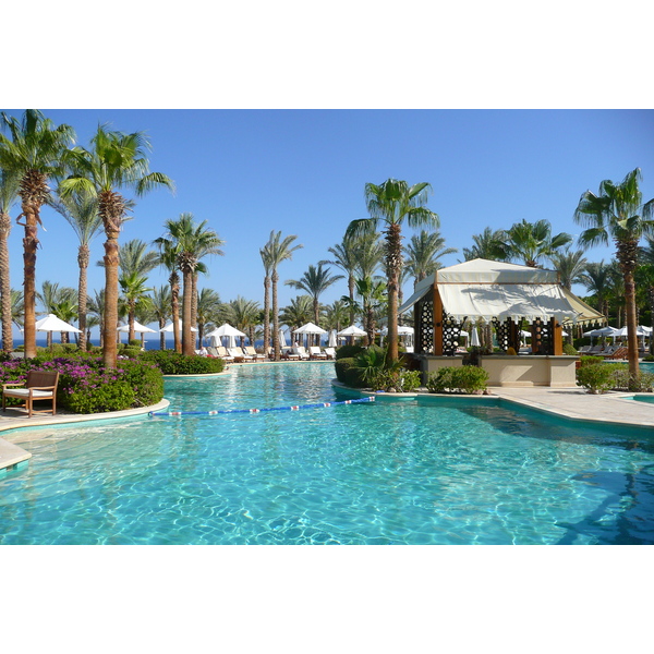รูปถ่าย อียิปต์(Egypt) ชาร์มเอลชีค(Sharm el Sheikh) โรงแรมโฟร์ซีซันส์(Four Seasons Hotel) สระว่ายน้ำอัลวาฮา โฟร์ซีซันส์(Four Seasons Al Waha Pool) 2008-06 15
