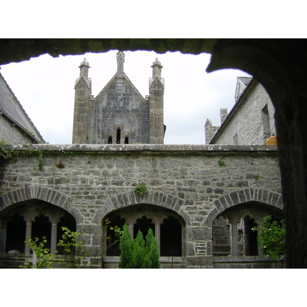 รูปถ่าย ไอร์แลนด์(Ireland) เคาน์ตีลิเมอริก(Limerick County) อาแดร์(Adare) 2004-05 15