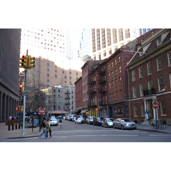 รูปถ่าย สหรัฐอเมริกา(United States) นิวยอร์ก(New York) ถนนเพิร์ล(Pearl Street) 2006-03 16