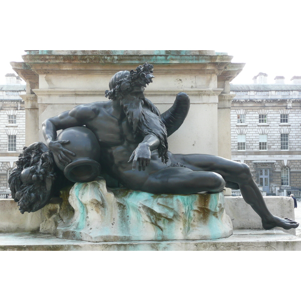 รูปถ่าย อังกฤษ(United Kingdom) ลอนดอน(London) ซัมเมอร์เซ็ตเฮาส์(Somerset House) 2007-09 13