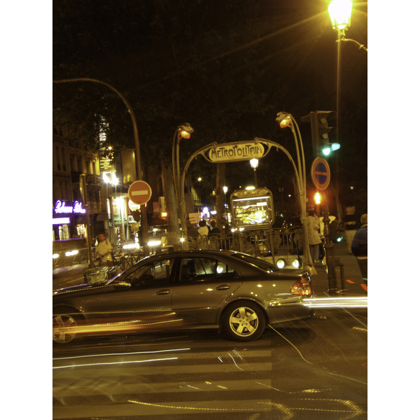 รูปถ่าย ฝรั่งเศส(France) ปารีส(Paris) ปิกาลยามค่ำคืน(Pigalle by night) 2007-07 8