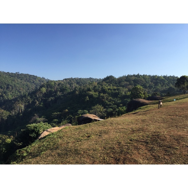 รูปถ่าย ไทย(Thailand) อุทยานแห่งชาติภูหินร่องกล้า(Phu Hin Rong Kla National Park) 2014-12 394