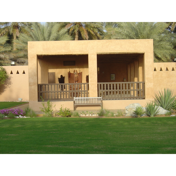 รูปถ่าย สหรัฐอาหรับเอมิเรตส์(United Arab Emirates) อาเลอิน(Al Ain) พิพิธภัณฑ์พระราชวัง(Palace Museum) 2005-03 17