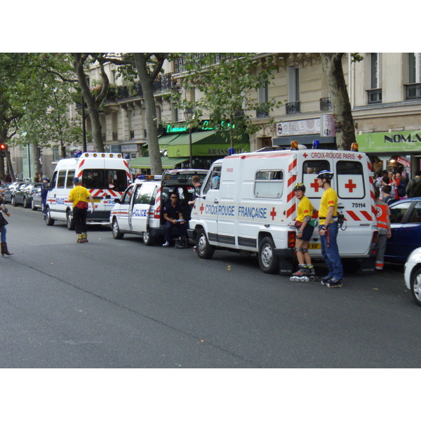 รูปถ่าย ฝรั่งเศส(France) ปารีส(Paris) เล่นสเก็ตในปารีส(Randonnee Roller et Coquillages) 2007-07 32