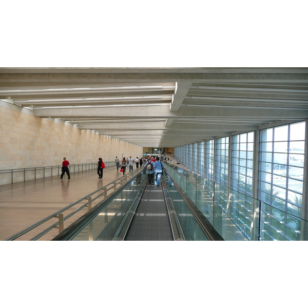 รูปถ่าย อิสราเอล(Israel) ท่าอากาศยานเบนกูเรียน(Ben Gurion Airport) 2007-06 17